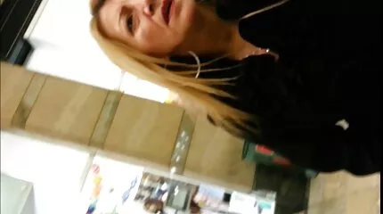 Néger pornó taxisofőr sex erőszakos baszik egy utast.