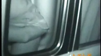 Hatalmas fekete kakas fehér lány szűk eröszakos porno seggében, ő cums.