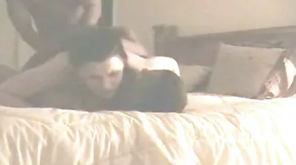 Srácok szar aranyos transz szex videók erőszak szukát és szopják a hölgy farkát.