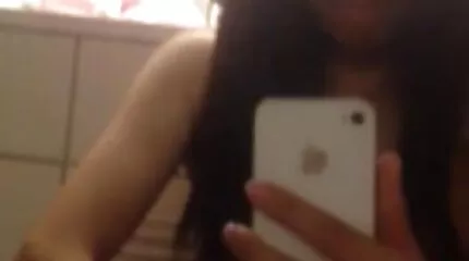Kinyitotta a nagy melleit, és úgy döntött, hogy eroszakos porno videok maszturbáció után cum