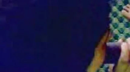 Szívből kibaszott egy nőt, és eroszakos porno videok bőségesen végzett.
